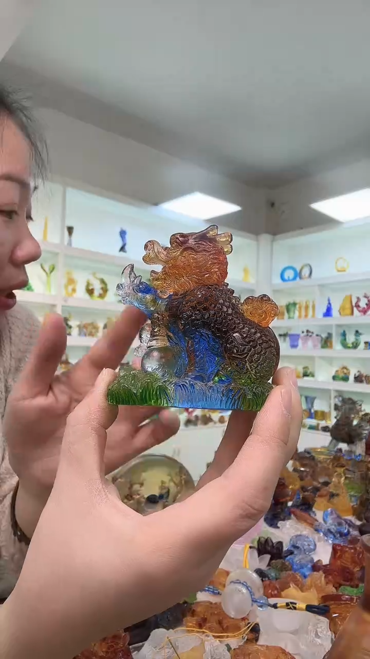 手工艺品琉璃麒麟