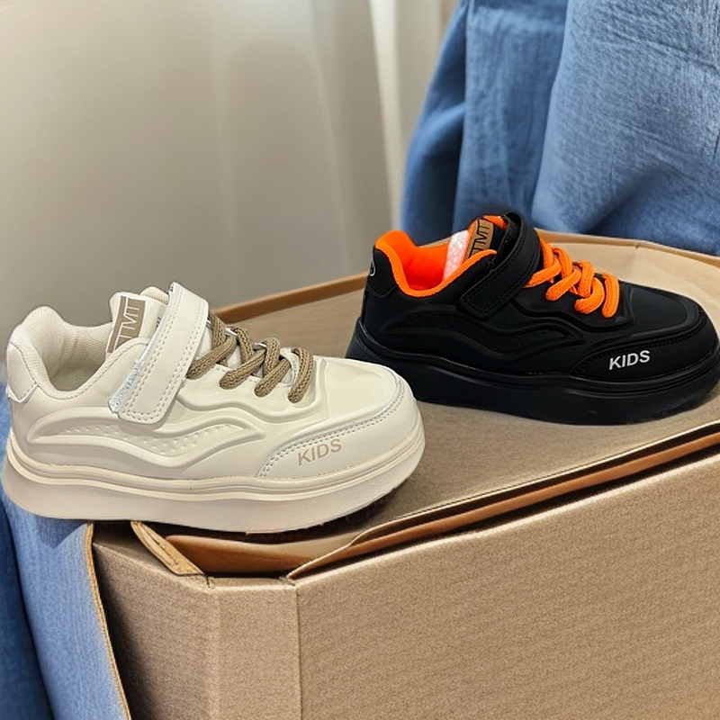 春季儿童新款皮面防水男童女童单里简约百搭魔术贴运动鞋6766