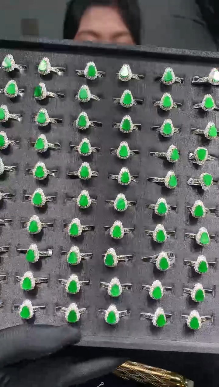 【闪购商品】定制翡翠未镶嵌15定制翡翠-多样性发货（发其一）