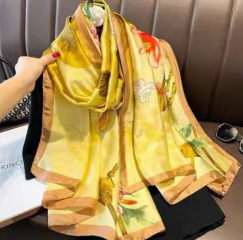 金色碧莲180*90左右百搭围巾