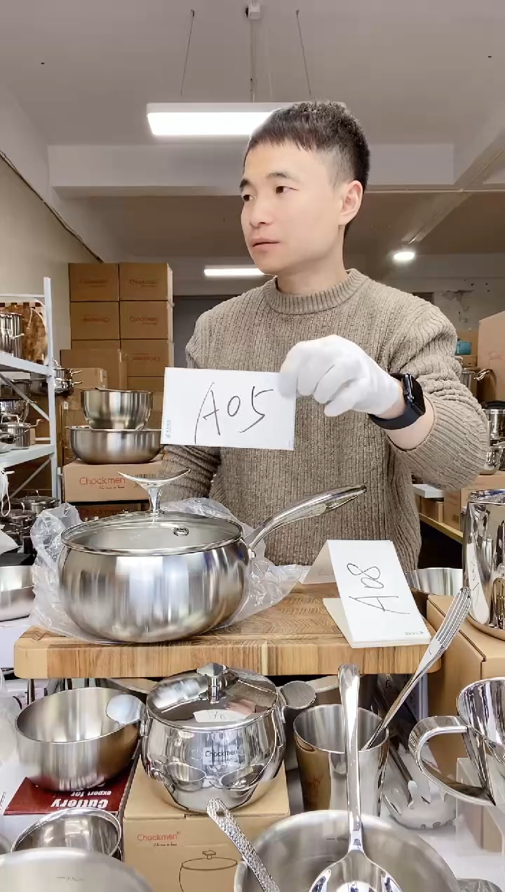 【闪购商品】A05 微瑕18cm苹果奶锅