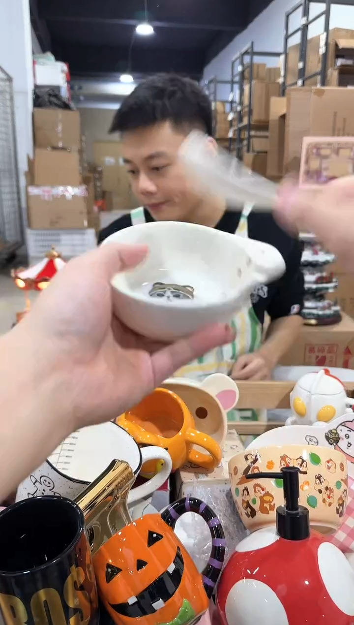 瓷片鲨鱼猫一杯一勺