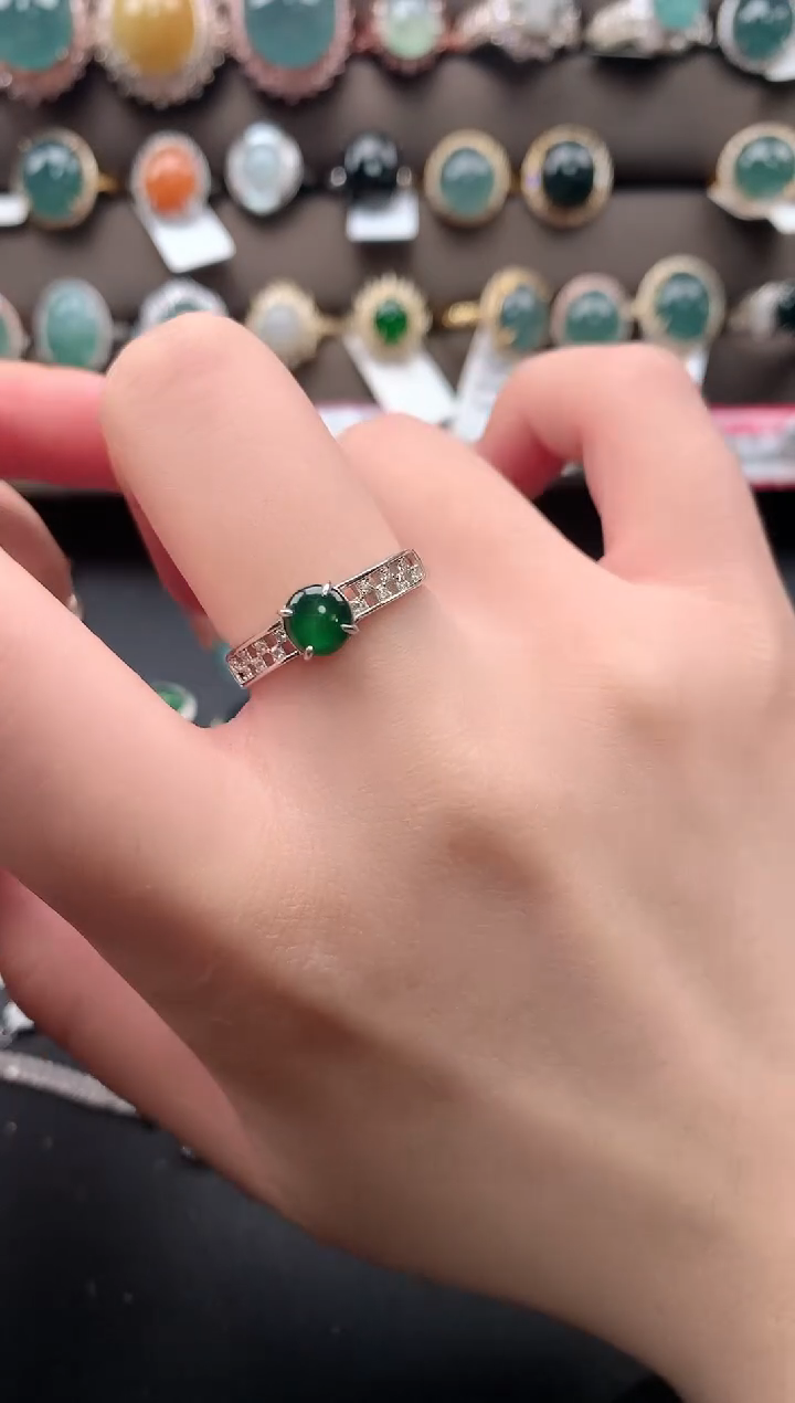 【闪购商品】翡翠戒指银S925镶嵌52141