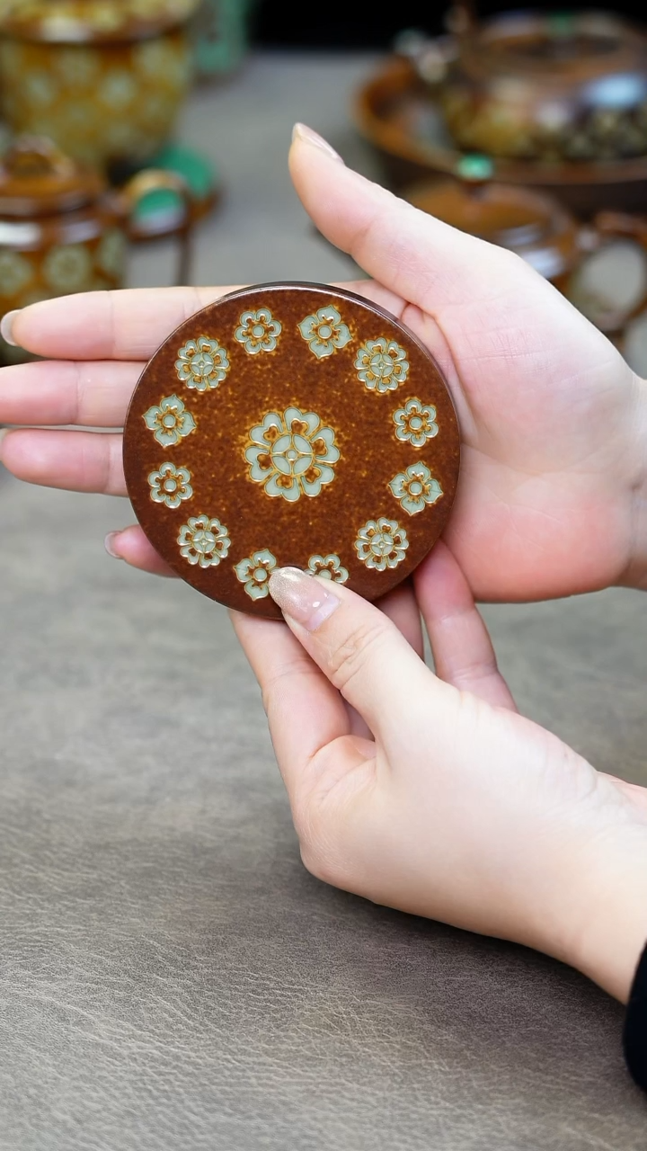 【闪购商品】龙泉青瓷手工实心杯承