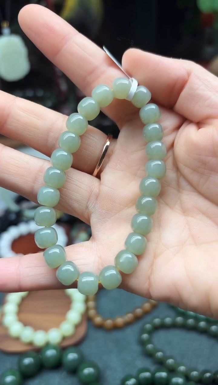 未镶嵌手链和田玉L**生42