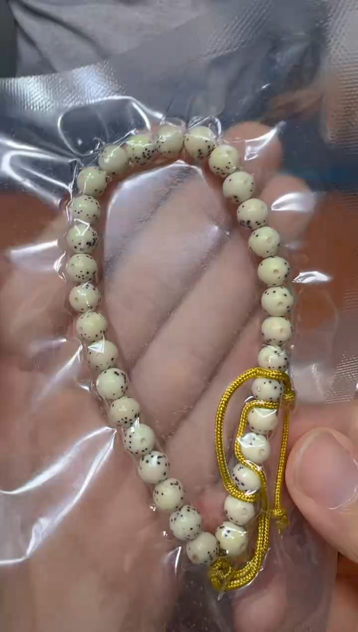 【闪购商品】星月菩提手串7mm正圆同枝石玉手持32颗