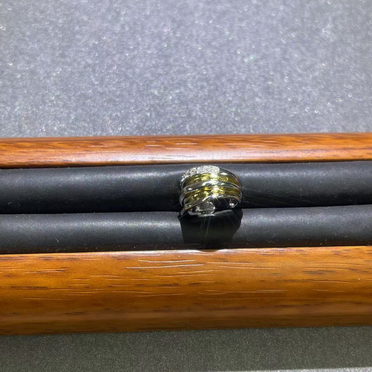 s5351双色耳夹多样性发货