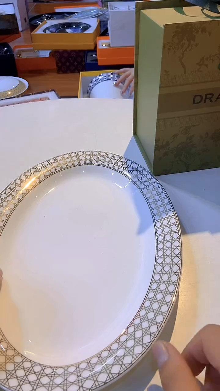 鸿辉家品牌瓷器，京东包邮！