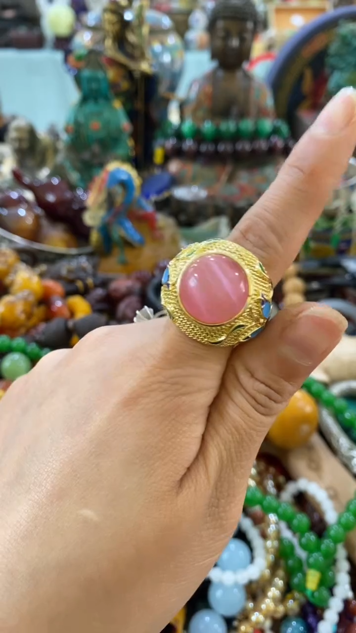 宫廷影视老旧工艺摆件