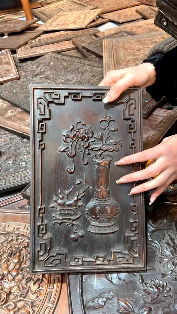 【闪购商品】木紫檀雕刻一物一拍一直播为准