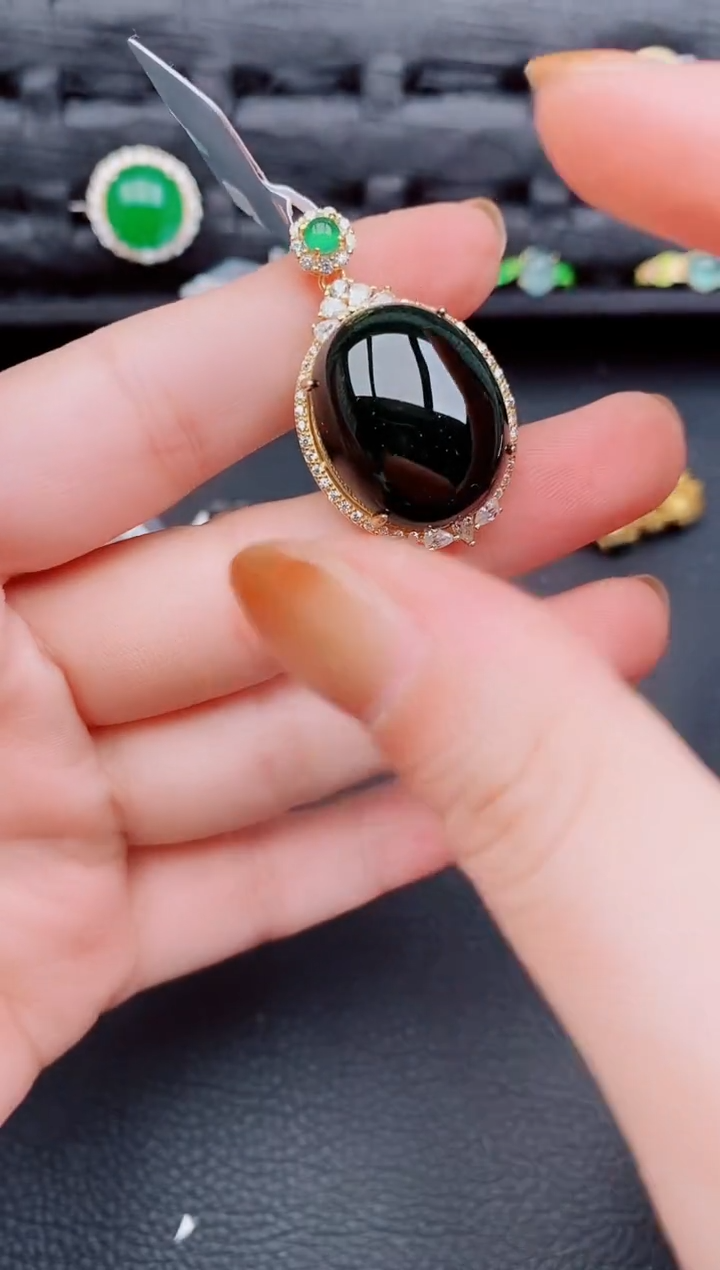 【闪购商品】翡翠颈饰银S925镶嵌天然A货翡翠654