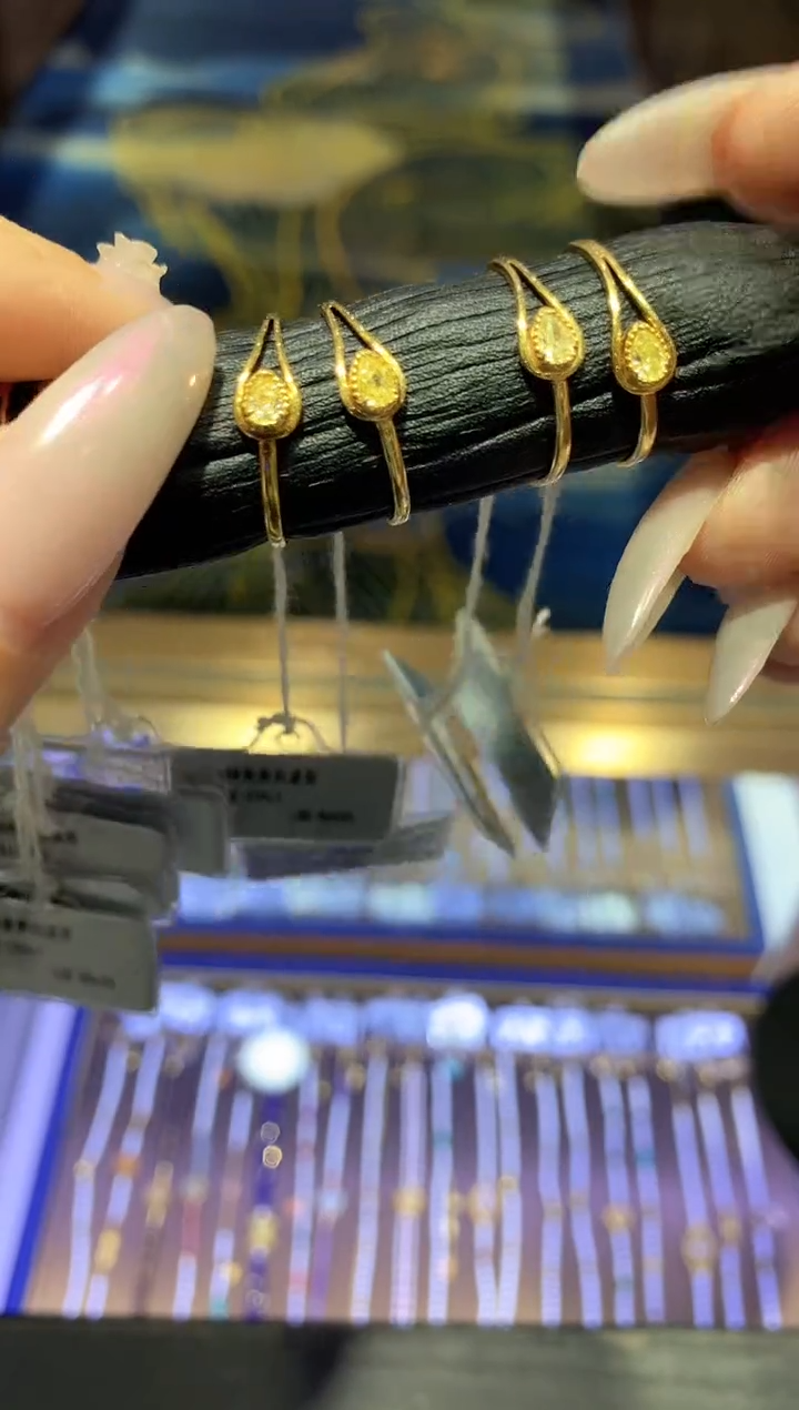 【闪购商品】钻石戒指18K金镶嵌CY多样性发一