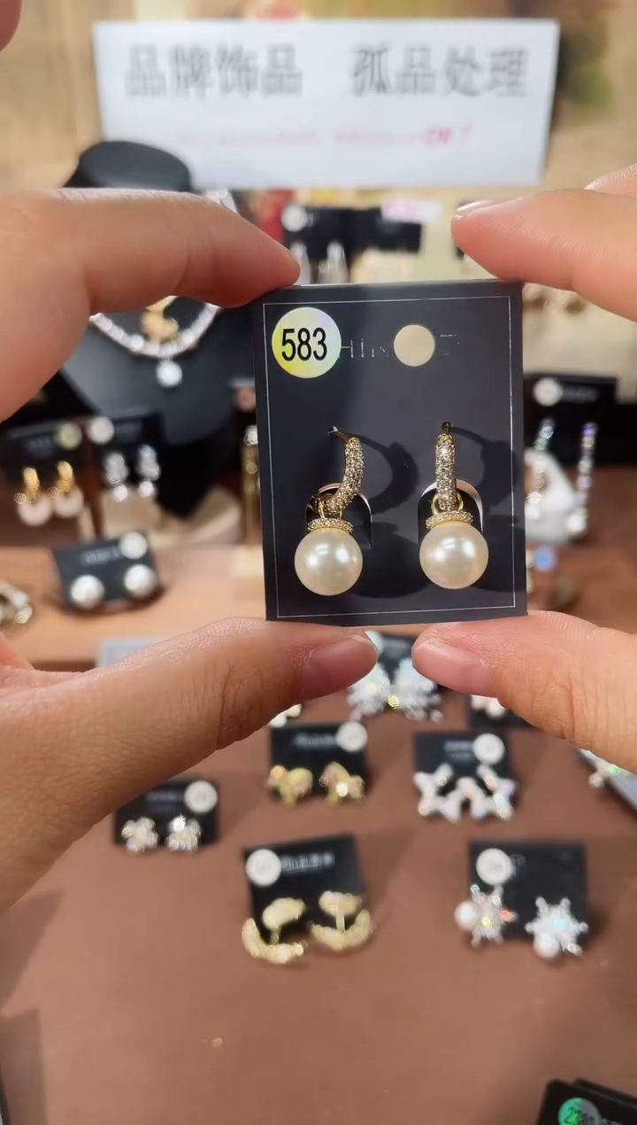 合金925银锆石萱583