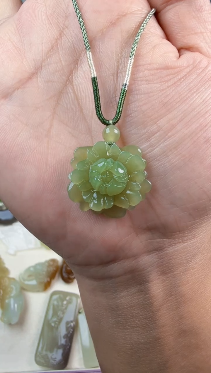 未镶嵌和田玉耳饰秋*吊坠