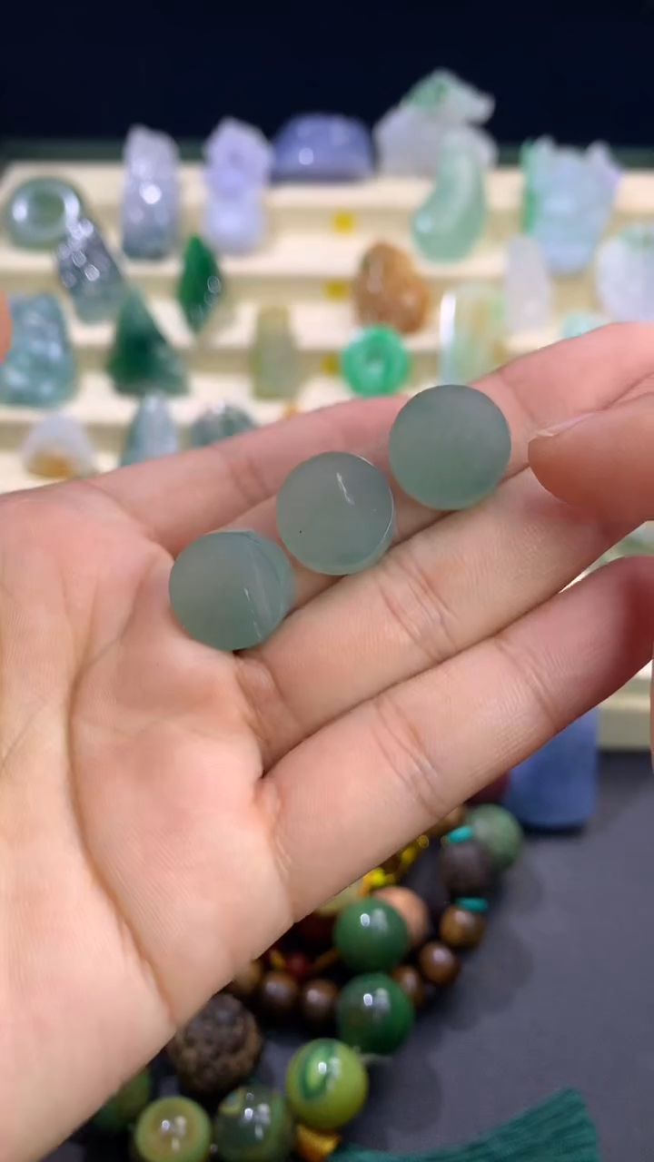 【闪购商品】定制翡翠未镶嵌   多样性发货一个