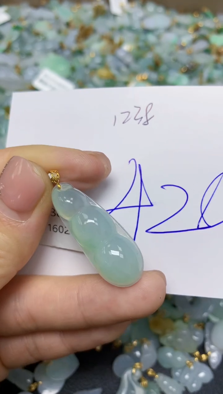 【闪购商品】翡翠挂件18K金镶嵌 天然翡翠A货