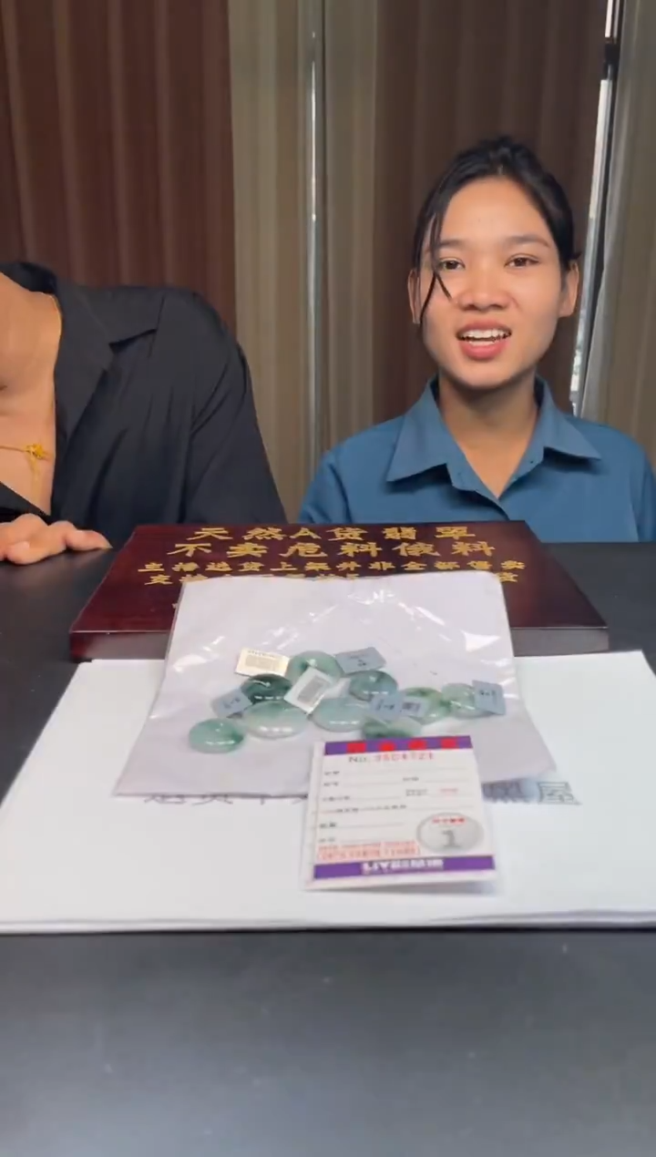 未镶嵌定制翡翠未抛光毛货多样性发其一拍一发一4721