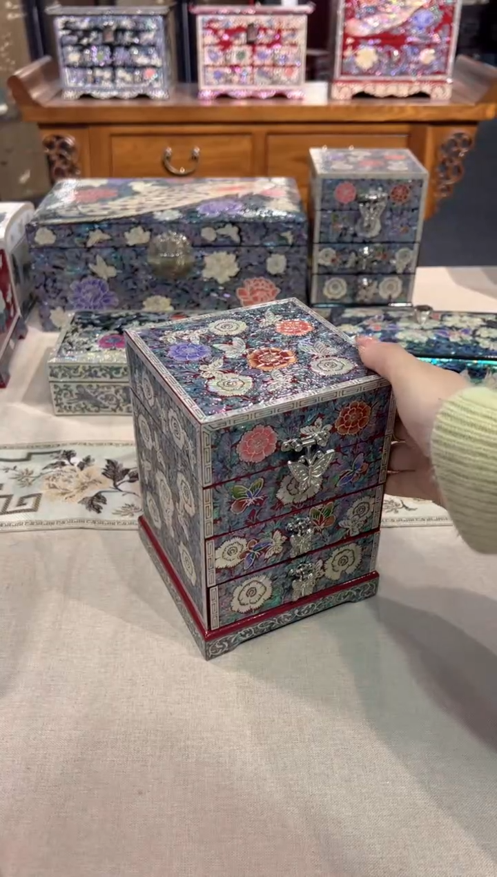 【闪购商品】红底白边·弘贝雅螺钿漆器文化馆