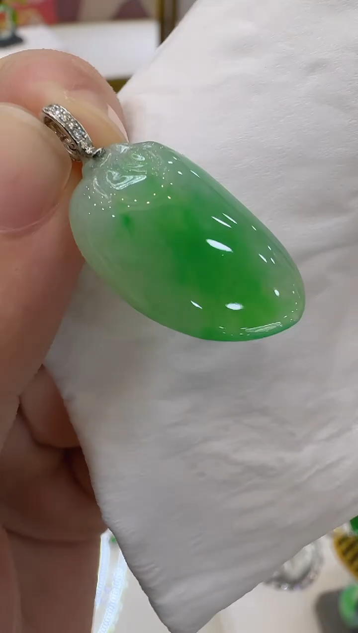 【闪购商品】翡翠吊坠(不含链)18K金镶嵌多样性团购发一件