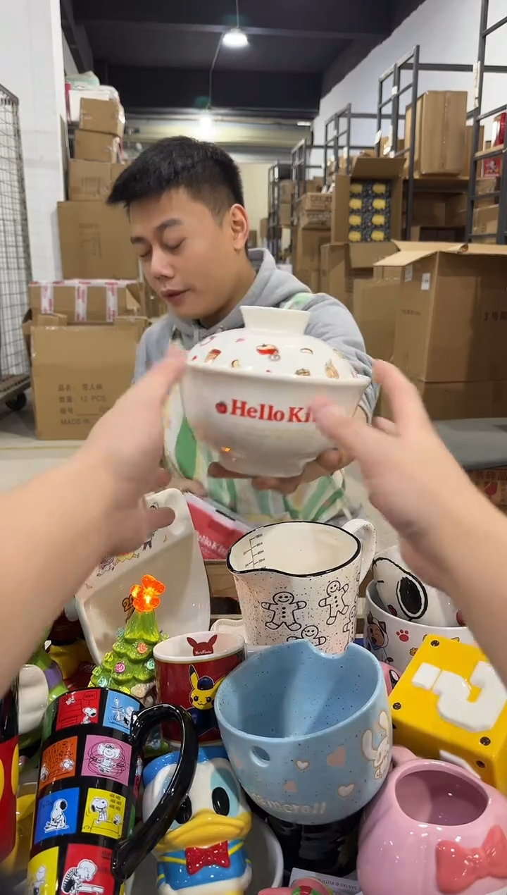 瓷片原盒kt猫带盖泡面碗