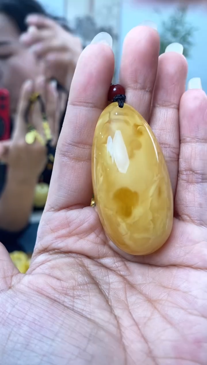 【闪购商品】琥珀裸石未镶嵌天然琥珀蜜蜡水滴