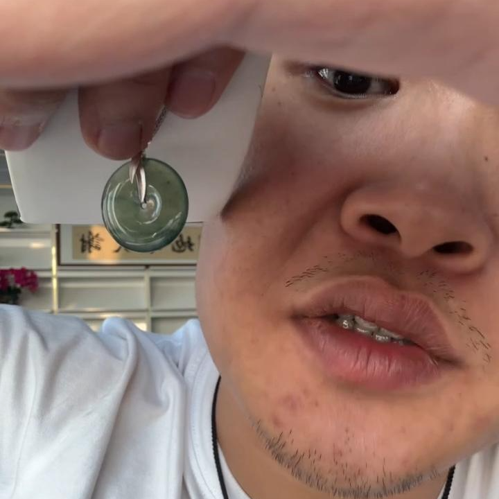 【杰缘珠宝】天然A货翡翠冰胶飘花绿底平安扣 多样性发一件