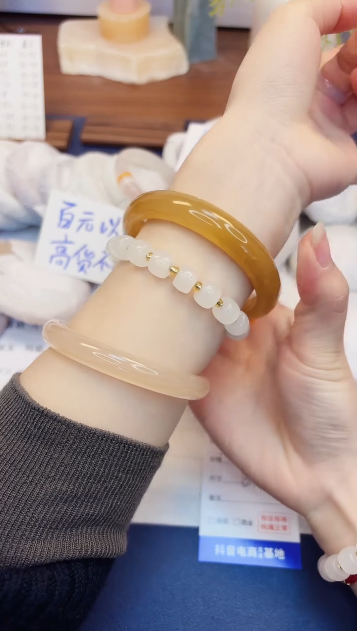 【闪购商品】石英质玉手镯未镶嵌218-财气镯-圈口