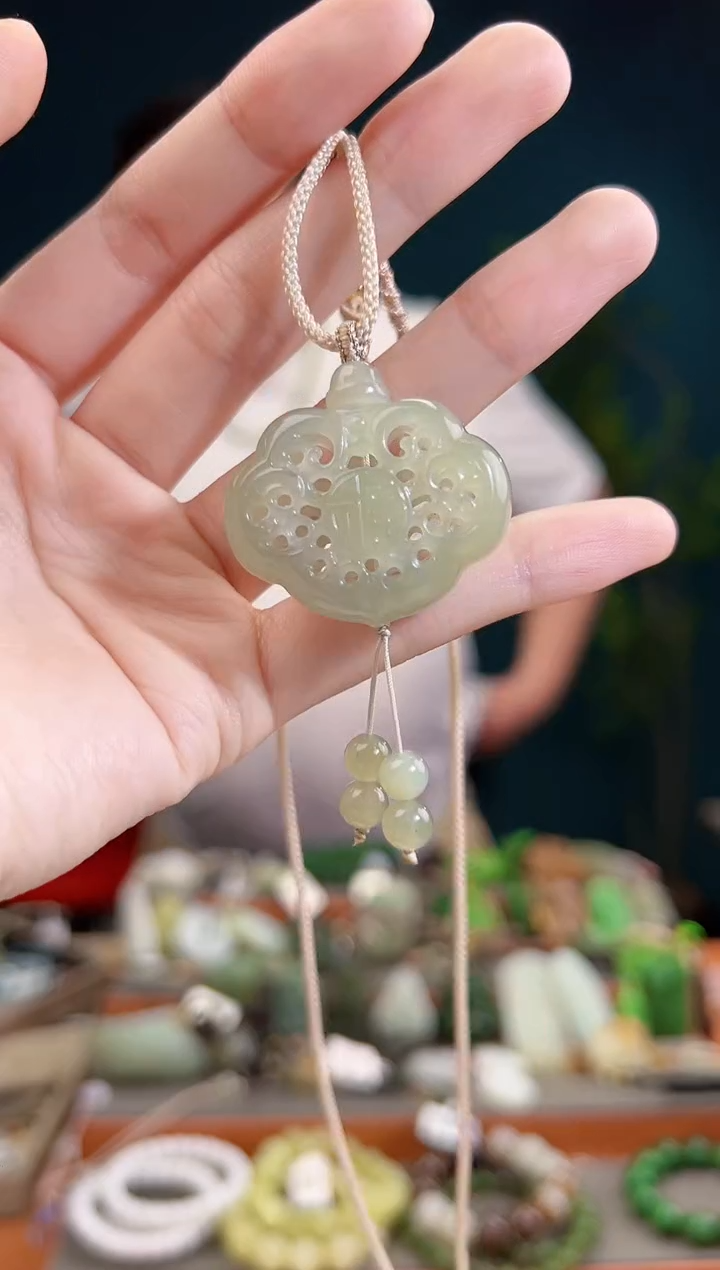 颈饰未镶嵌和田玉多样性发货 拍一单发一个