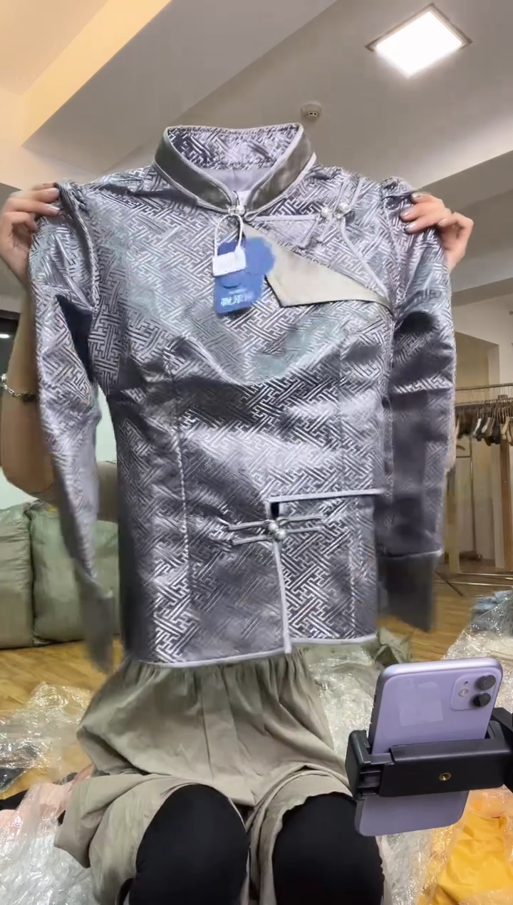 外套 XL 125斤以里