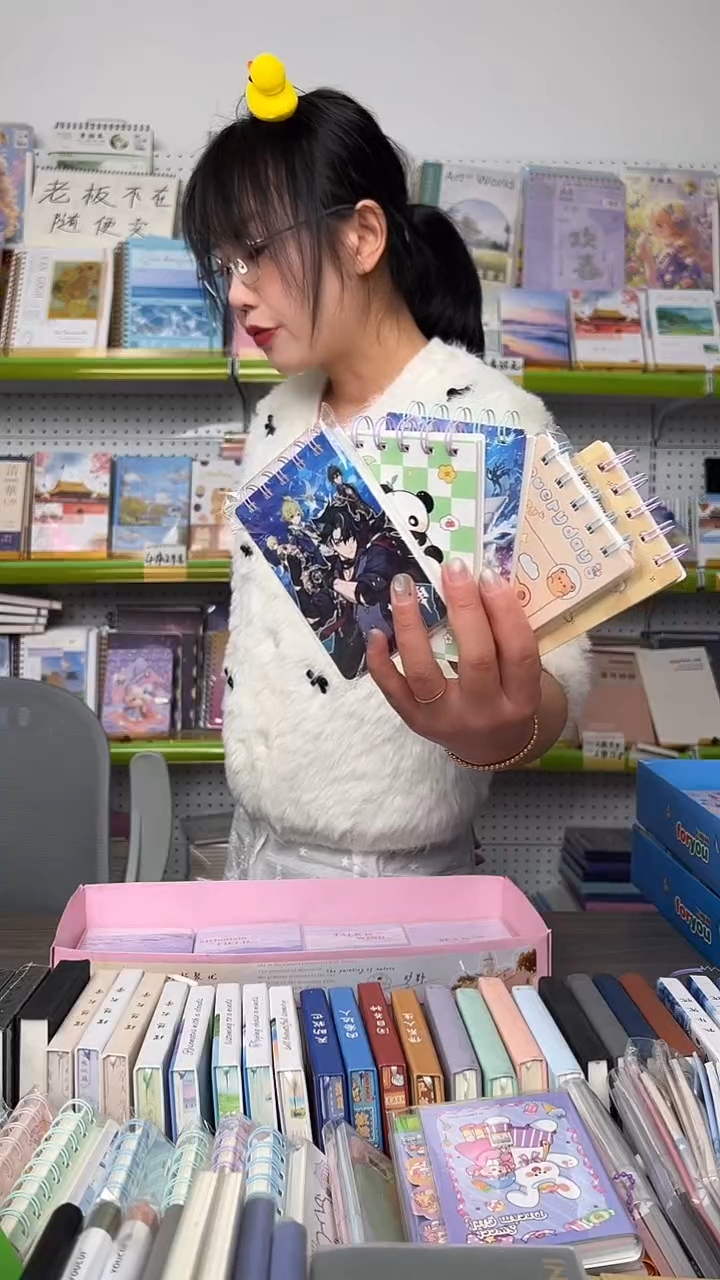 100k（A7）卡面线环本上翻横线 70张  10本