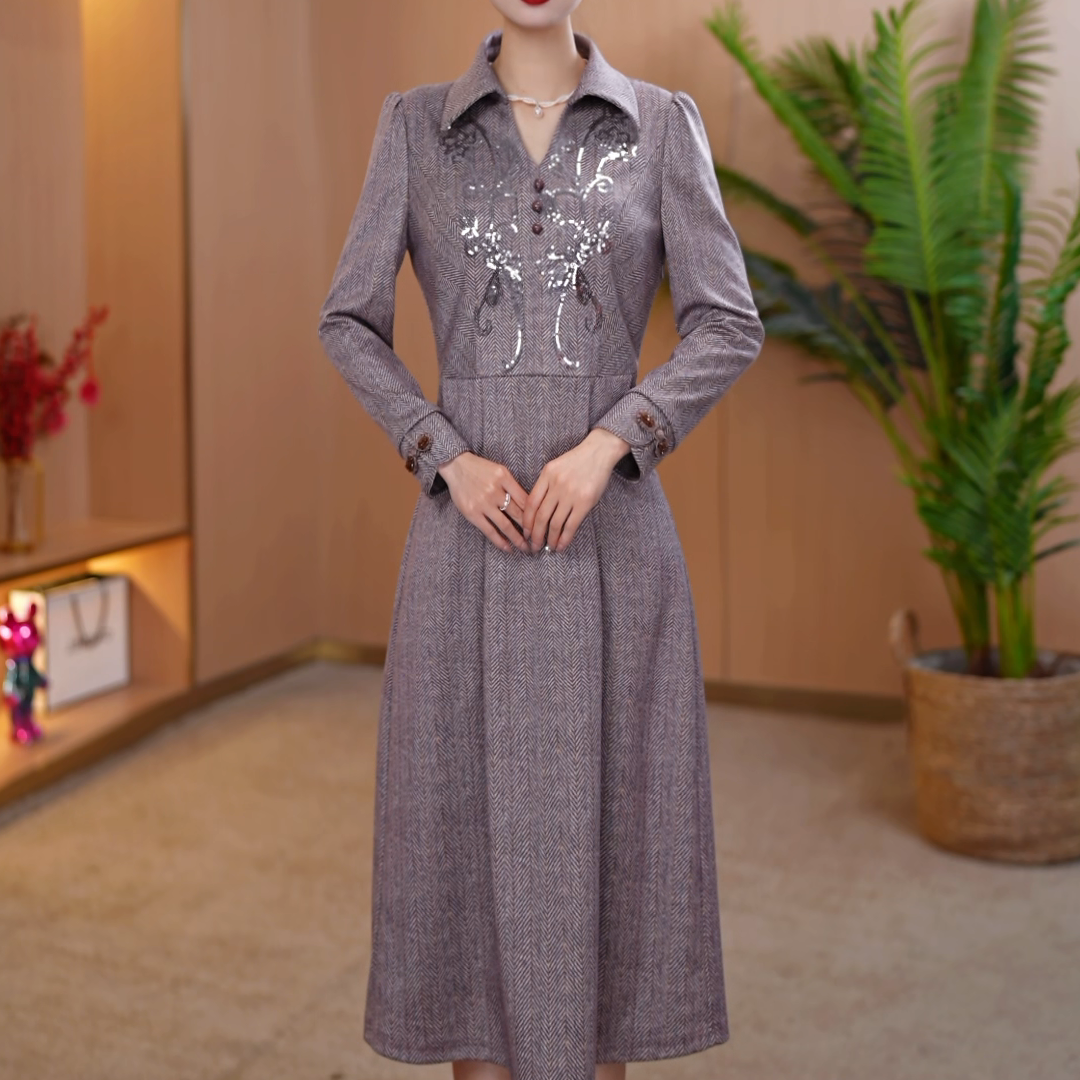 【宸紫女装】2232春季穿搭连衣裙女新款精致女人收腰中长款裙子