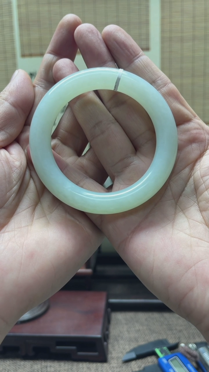 【闪购商品】和田玉手镯未镶嵌白玉手镯#701092