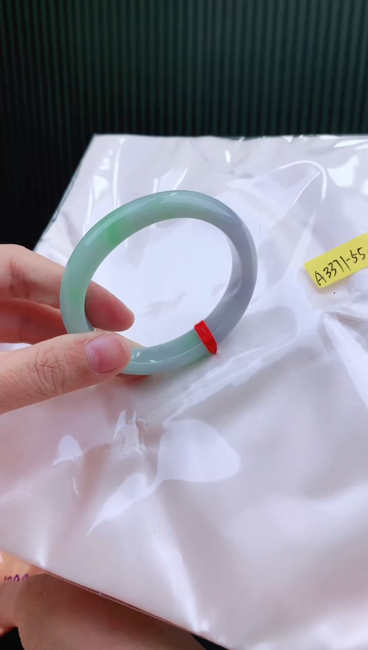 未镶嵌手镯翡翠55贵妃