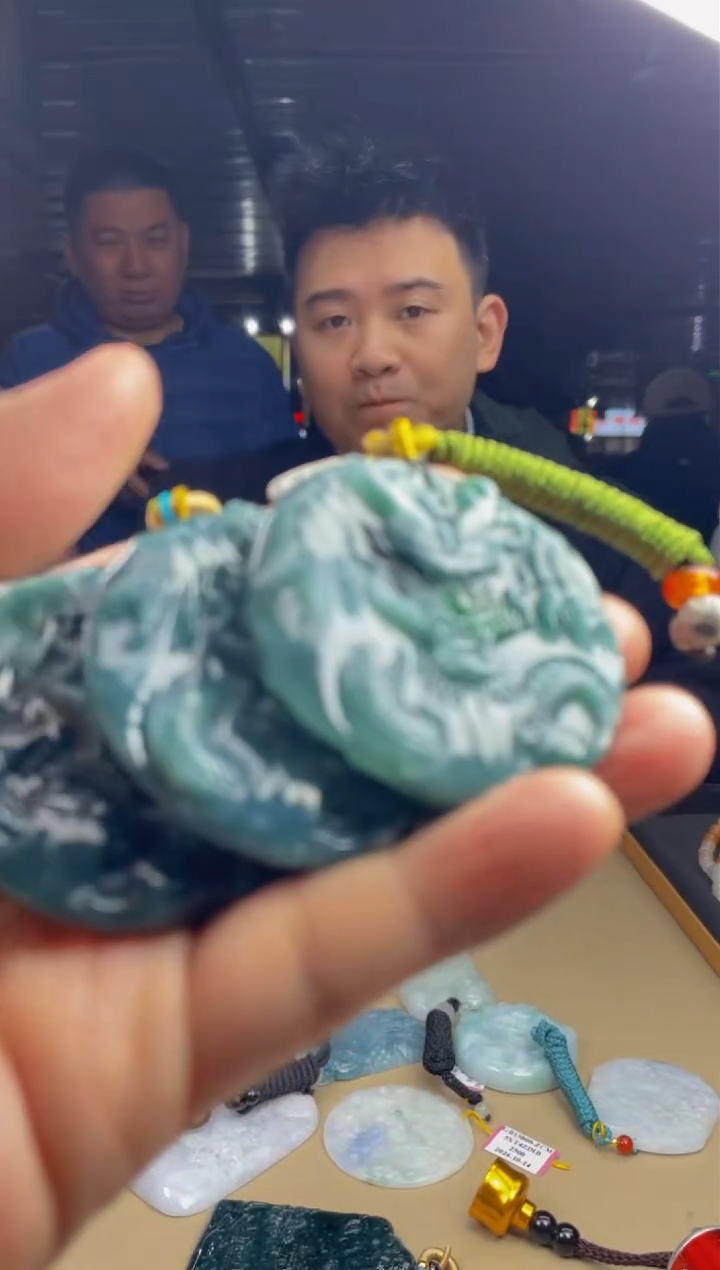 【闪购商品】定制翡翠未镶嵌      1461