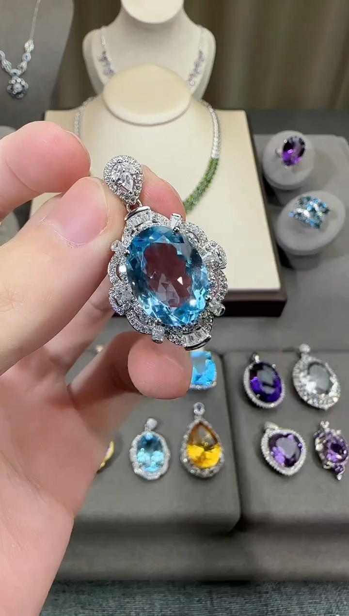 颈饰银S925镶嵌托帕石12*16mm吊坠设计款