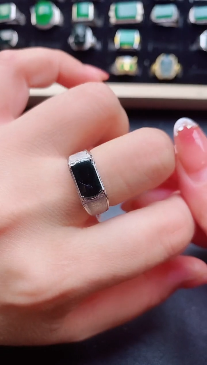 【闪购商品】翡翠戒指银S925镶嵌80500