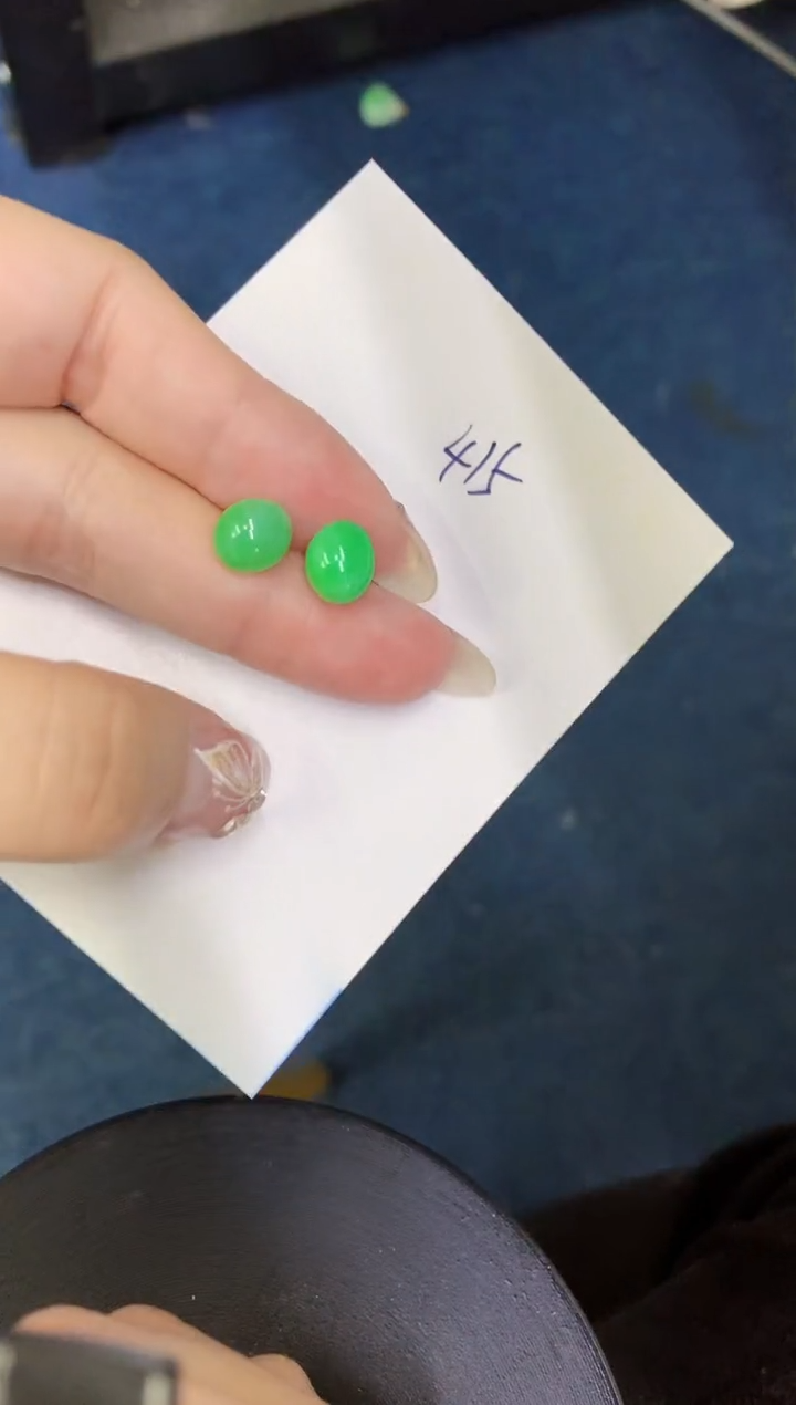 【闪购商品】翡翠颈饰18K金镶嵌0000000000