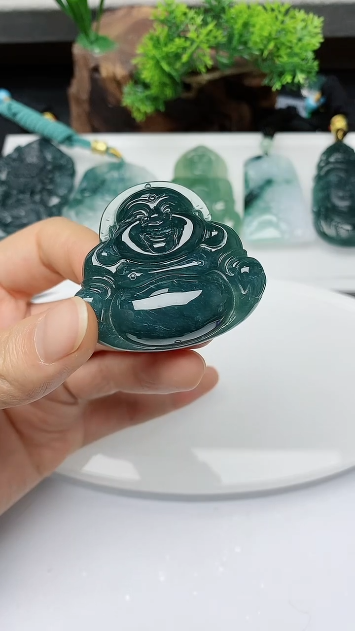 【闪购商品】翡翠颈饰未镶嵌