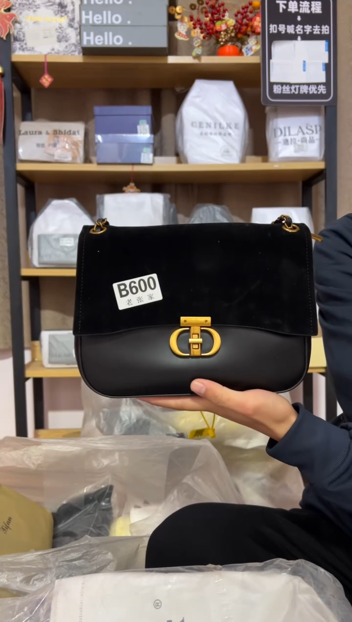 小牛剖层皮革老张家女包600
