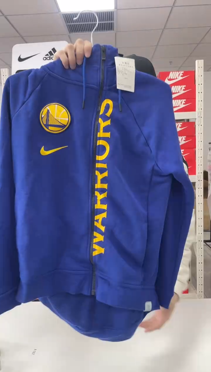 编码闪购尺s码  Nike/耐克卫衣卫裤以直播间过款为主