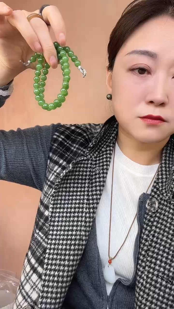 颈饰未镶嵌和田玉和田玉