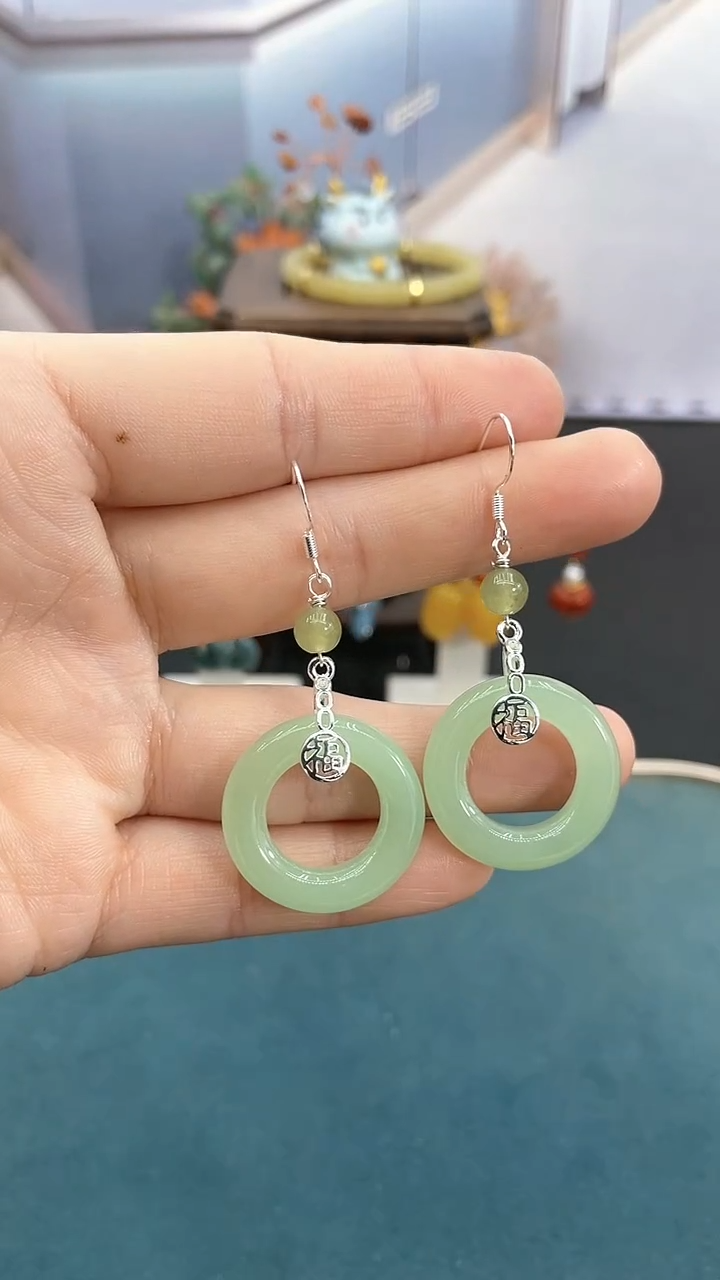 银S925镶嵌软玉耳饰24mm晴水圈圈耳钩