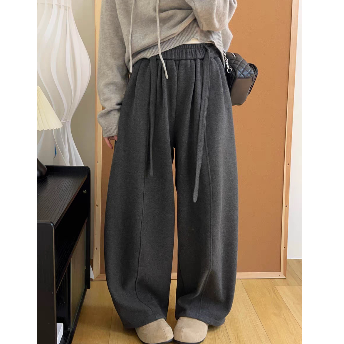 复古弯刀裤女秋冬2025新款宽松加绒加厚休闲裤垂感毛呢阔腿裤