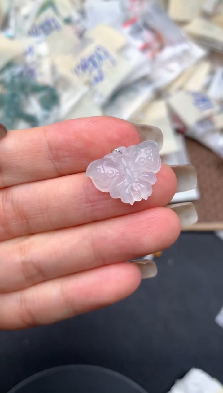 未镶嵌挂件翡翠一