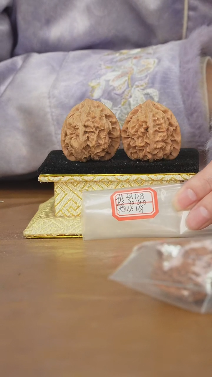 把件文玩核桃马蹄