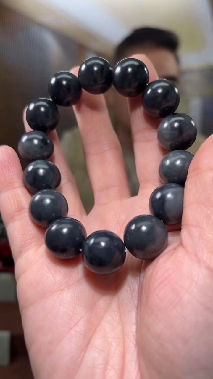 颈饰未镶嵌和田玉·