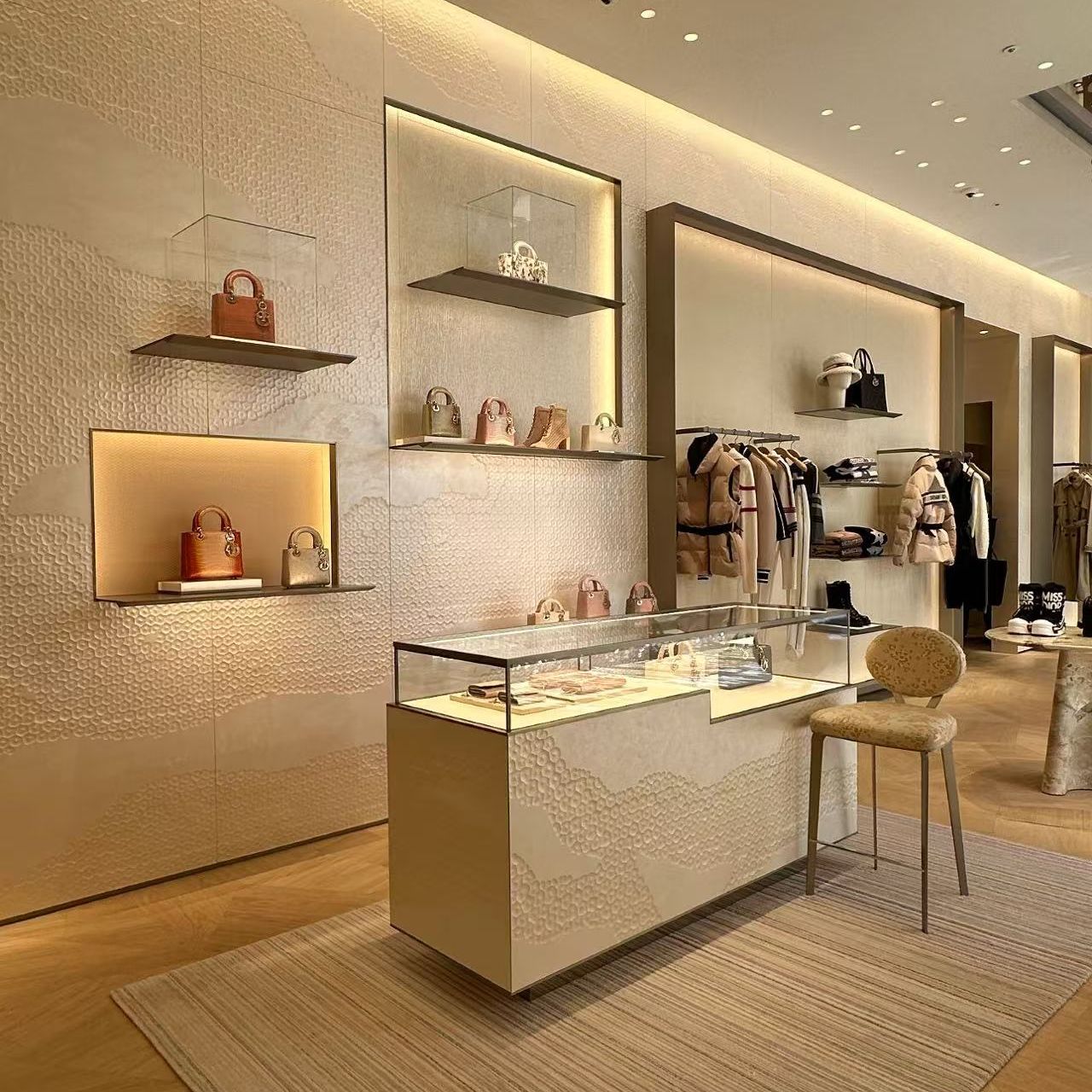 DDDDDD粉色百搭休闲长裤-GY[谌辽]