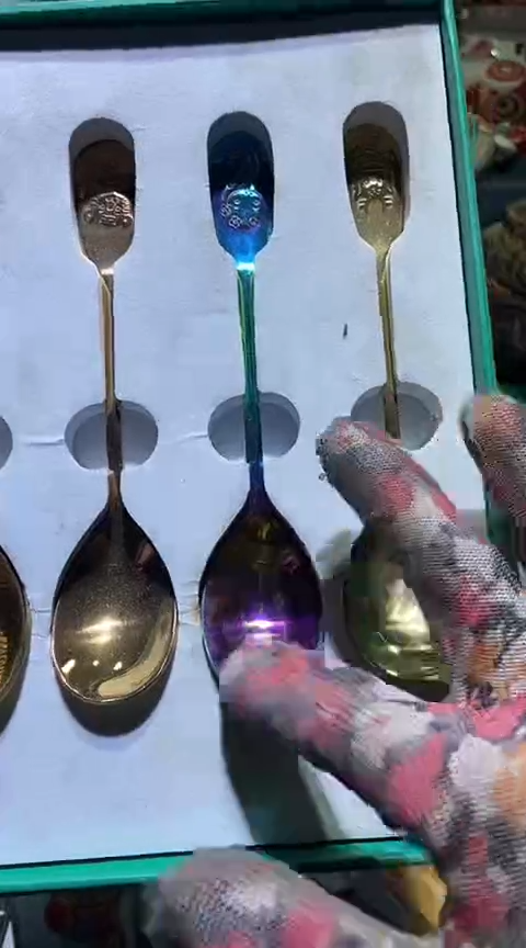 【闪购商品】瓷片11111111111111111