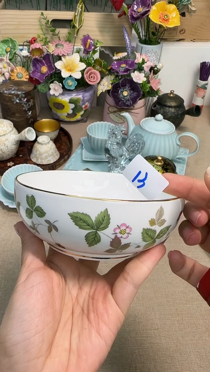 瓷片泡泡家的瓷器真好看