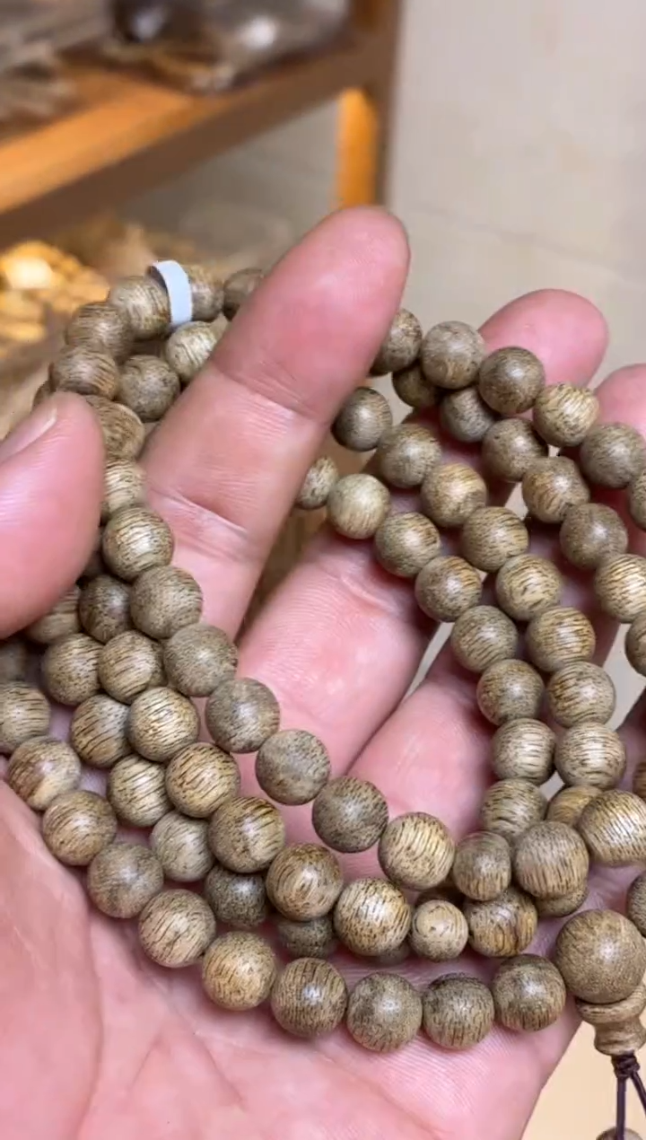 沉香手串 文莱圆珠长串昆仑梅格0.9多样性发其一